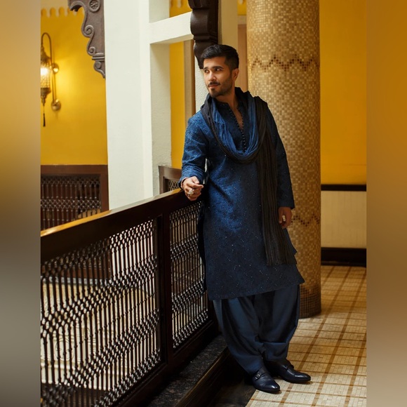 Faiza saqlain mens kurta shalwar - Picture 4 of 7